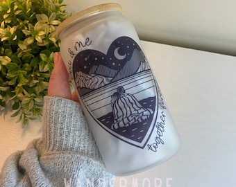 Personalized Mountain Scene Glass Tumbler | Romantic Couples Gift