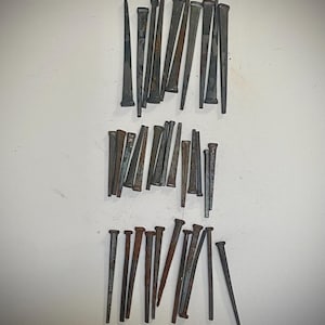 coffin nails, different sizes