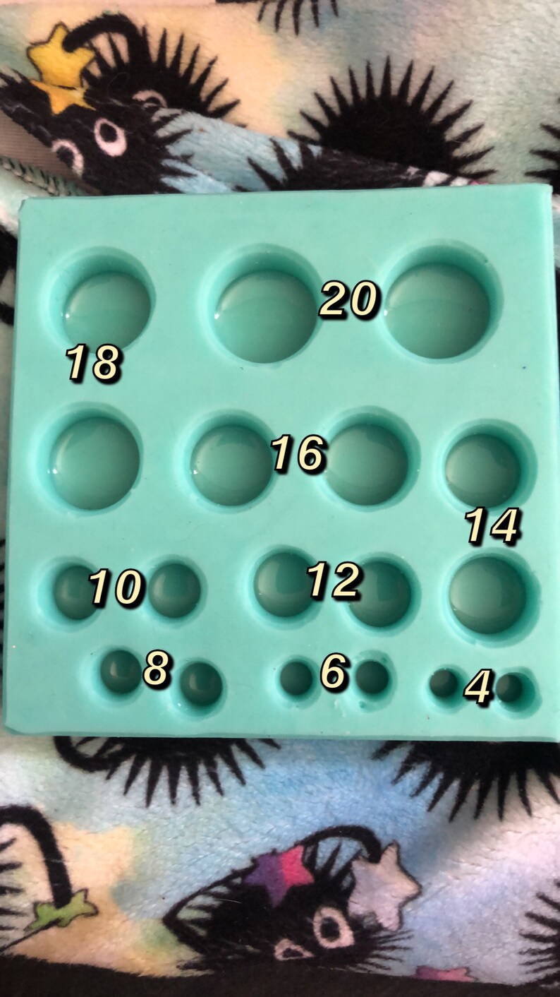 9 Sizes Silicone Ear Gauge Mold 4mm20 Mm Plugs Gauges Body Etsy