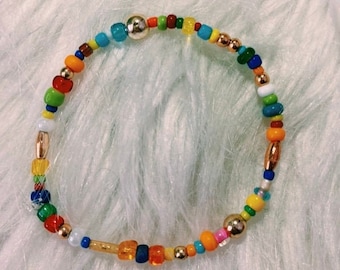 Preppy sead bead and gold bracelet
