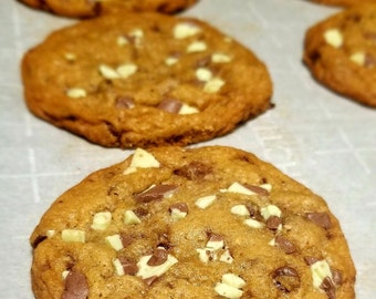 DonMiggy's Chewy Mint Chocolate Chip Cookies. 5 STAR RATING!! Gift.