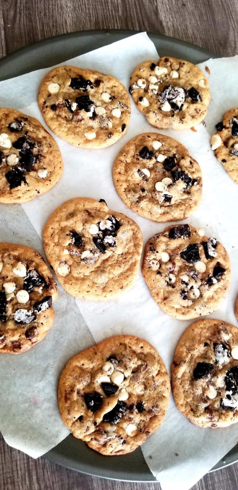 DonMiggy's Best Ever Chocolate Chip Cookies and Cream image 4