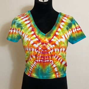 Abstract Tie Dye V-Neck Crop Top - Medium