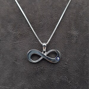 Infinity 925 Silber Anhänger mit 925er Silberkette - Unendlich Halskette aus Silber mit Zirkonia
