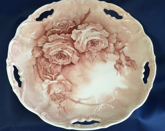 Decorative round plate