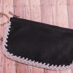 Cartera de tarjeta de llavero de cuero trenzado negro