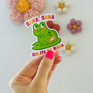 Sana sana colita de rana sticker, girly sticker, mama sticker, latina stickers, waterproof stickers, cute stickers, water bottle stickers. Bild 1