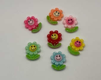 Kawaii 3-D ADORABLE HAPPY FLOWERS  5PCS Resin Charms Flatback Cabochon