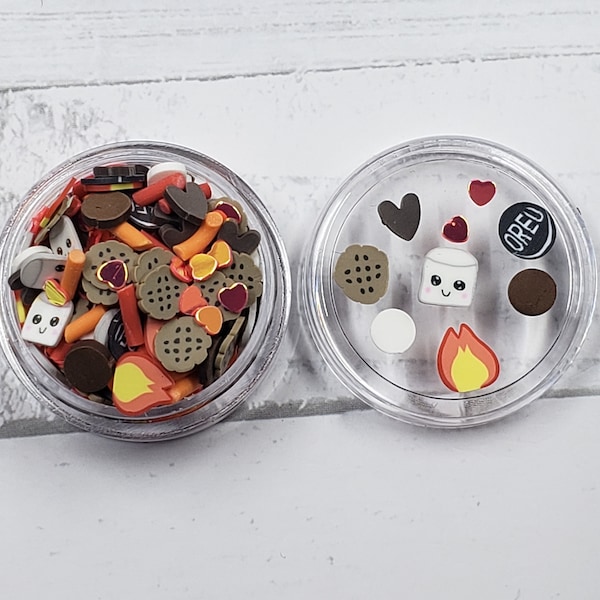 CREATE2SELL Exclusif! Kawaii S’MORES Feu de camp Treat Mélange de tranches d’argile polymère, faux saupoudrages, nail art, shakers, slime, gobelets, décodeur