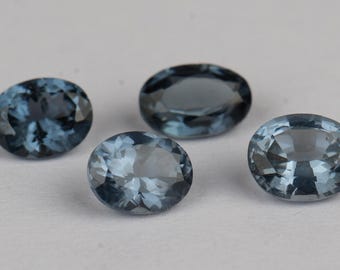 Blauer Spinell Edelstein Lot: Glatte Steine zur Schmuckherstellung (1.87ct, 4 Stück)