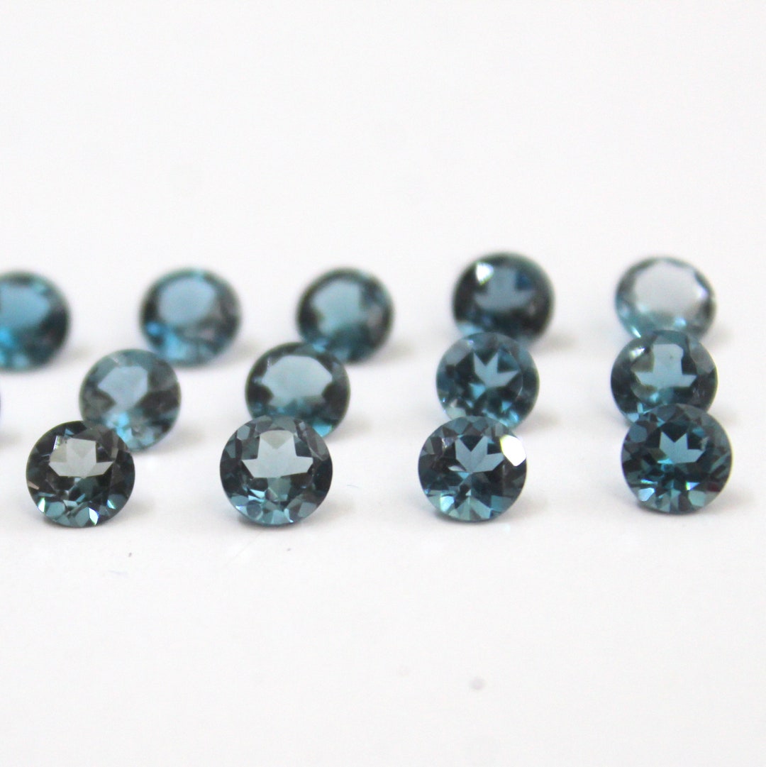 7 MM AAA ロンドンブルートパーズ宝石：ラウンドファセット