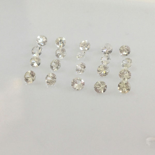 1.5MM Natural White Sapphire Round Brilliant Cut Gemstones for Sale