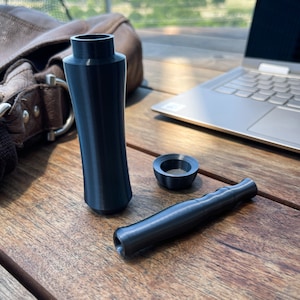 Breathe Essential Oil Inhaler - Black Silk