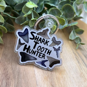 Shark Tooth Hunter Keychain | Shark Tooth Keychain