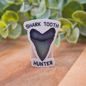 Shark Tooth Hunter Mini Sticker [WATERPROOF]