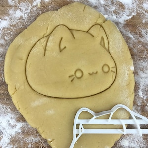 Cute Cat Cookie Cutter, Cat lover gift, fondant clay cutter, Animal lover gift, Cat mom gift, Cat gift, DIY wedding favor, Kawaii Neko