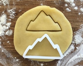 Mountain cookie cutter, Snow mountain, Polymer clay Cutter, Mountain peak, Fondant cutter, Jewelry cutter, Earring cutter, Rocky mountains