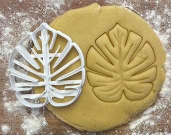 Monstera Deliciosa Leaf, Tropical Leaf cookie cutter, Palm leaf cutter, Jungle party favor, Summer Cookie Cutter, Polymer Clay Cutters