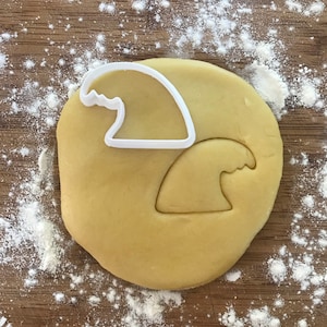 Wave cookie cutter, Gift for surfer, Sea cookies, Ocean cookies, Polymer clay Cutter, Fondant cutter, Jewelry cutter, Earring cutter