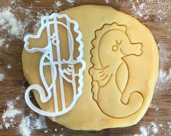 Seahorse cookie cutter, Ocean birthday favor, fondant clay cutter, Animal lover gift, Gift for mom, Ocean baby shower, Seahorse cookies