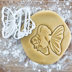 Goldfish cookie cutter, Fish cookie cutter, Cute aquarium pets, Freshwater animal cookies, Kids birthday favor, water pool party gifts
