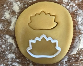 Lotus cookie cutter, Polymer clay cutter, Earring cutter, Jewelry cutter, Flower cookie cutter, Floral cookie cutter, Lotus flower