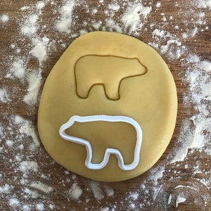 Bear cookie cutter, Bear cookies, Polymer clay Cutter, Animal cookies, Fondant cutter, Jewelry cutter, Earring cutter, Woodland animal party
