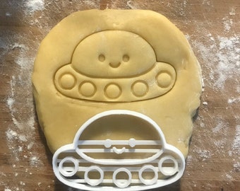 UFO cookie cutter, Alien cookies, Spaceship biscuit, Astronomy cookies, Space cookie Cutter, Sci-Fi cookie cutter, Outerspace birthday