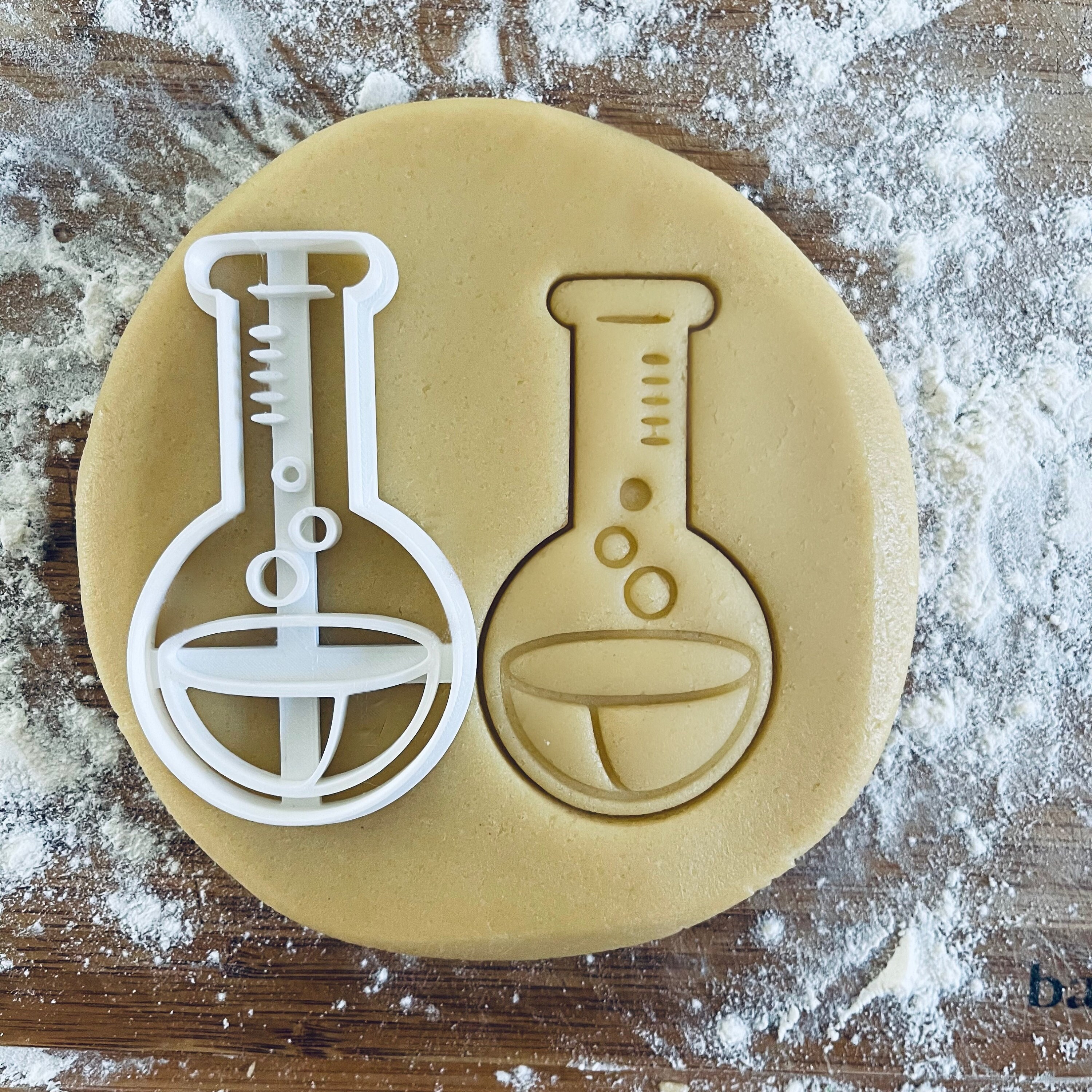 Conical Flask Cookie Cutter, Lab Equipment Biscuit, Test Tube Cookies ...