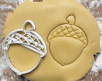 Acorn cookie cutter, Nut Seed Autumn Fall, Mighty oak tree nut squirrel, Acorns forest garden enchanted woodland tree, Pastry Fondant Dough