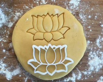 Lotus cookie cutter, Lotus flower, fondant clay cutter, Plant lover gift, Gift for mom, Floral cookie cutter, DIY wedding favor, Party favor