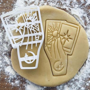 Tarot card cookie cutter, Magic Magical major arcana, Witchcraft witch wicca occult, The sun star oracle, Pastry Fondant Biscuit Clay stamp