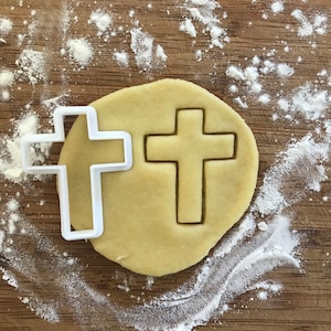 Cross cookie cutter, Christian cross, Baptism cookie, Polymer clay Cutter, Fondant cutter, Jewelry cutter, Earring cutter