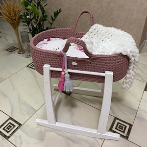 porta muñecas, moisés y soporte para muñecas, moisés para muñecas, cuna para muñecas, cuna para muñecas, canasta para muñecas, porta muñecas de crochet