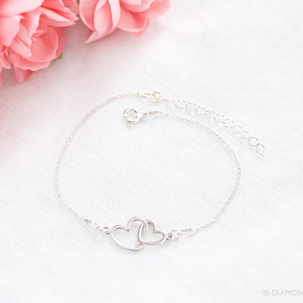 Personalised Love Heart Bracelet, Interlocking Bond Bracelet, 925 Sterling Silver, Birthday Gift For Her, Gift For Sister