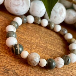 Beaded handmade bracelet for women | natural stone boho style bracelet | stretchy bracelet | elastic bracelet