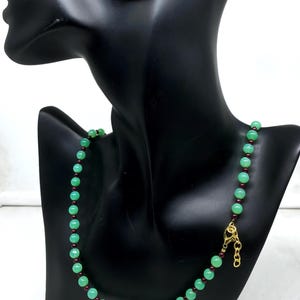 Collier chrysoprase - Perles de pierres précieuses lisses de 5 mm - Fermoir plaqué or - Bijoux minimalistes - Collier de pierres précieuses fait main