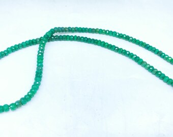 Handmade Faceted Green Emerald Beaded Necklace with Gold Clasp – Elegant Gemstone Jewelry Gift