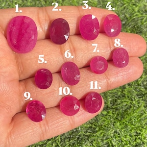 Rubis rose facetté, pierre précieuse brute, idéale pour bague, pendentif ou collection de bijoux fins. Plusieurs tailles disponibles.