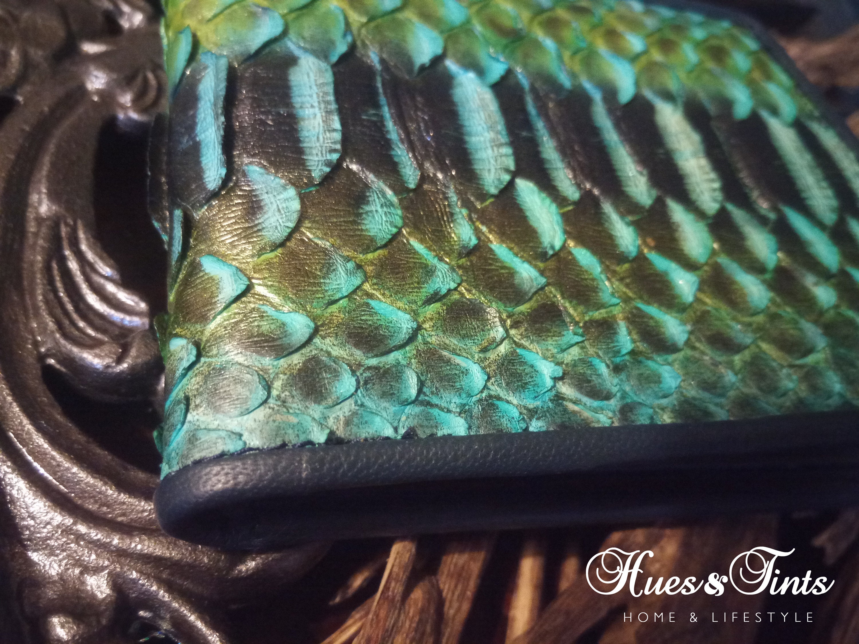 Luxury men's wallet in genuine python, green nuanced mud