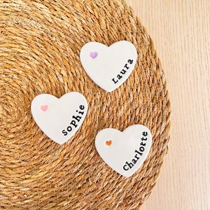 Etiquetas para nombres de invitados a la boda - Tarjetas de cerámica para nombres de boda - Tarjetas para nombres de damas de honor - Decoración para despedidas de soltera