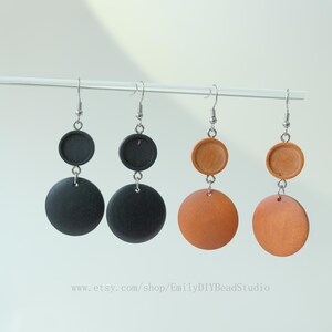 Conjunto de 10 peças de brincos de madeira de 12 mm com engaste em formato de pino, bases para brincos, bandejas para brincos, bases para cabochões, kits para fazer brincos DIY.