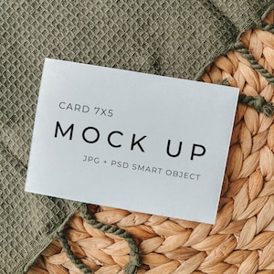 Minimalistische uitnodiging PSD mockup, wenskaart 7x5 mockup, dank u kaart mockup digitale download, slimme objecten kaart mockup, Boho kaart