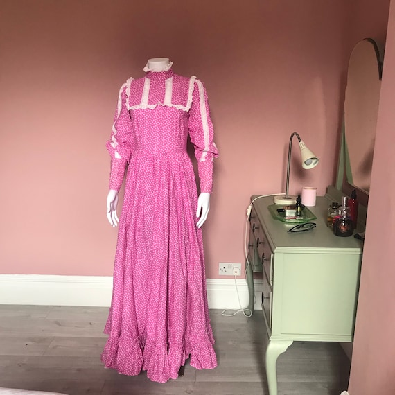 Vintage 1970's Laura Ashley dress