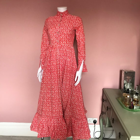 Vintage 1970's Laura Ashley dress