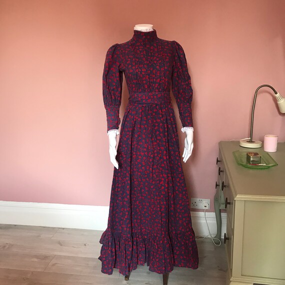 Vintage 1970's Laura Ashley dress