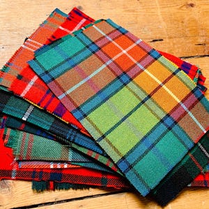 24 RECHTHOEKIGE PATCHWORK RUITENSCHILDERS Wol