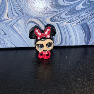 Minnie Mouse Disney Doorables - Series 1/3 Mickey and Friends (with or without Keychain)