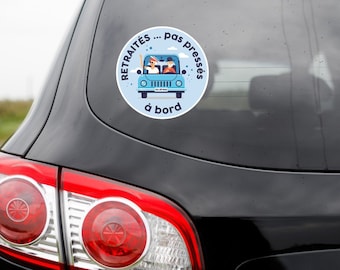 Retired car sticker. Car sticker “RETIERS in no hurry on board” (J0155). Sticker diameter 13 cm for the vehicle