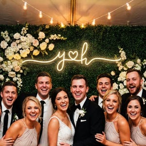 Letrero de neón personalizado con monograma para boda, luces con iniciales de pareja personalizadas, decoración de pared con vegetación para recepción, telón de fondo para fotomatón.